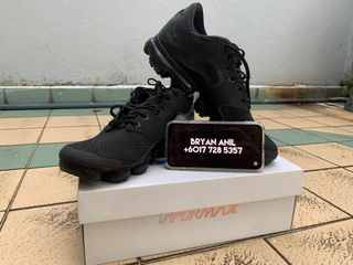 Vapormax triple hotsell black malaysia