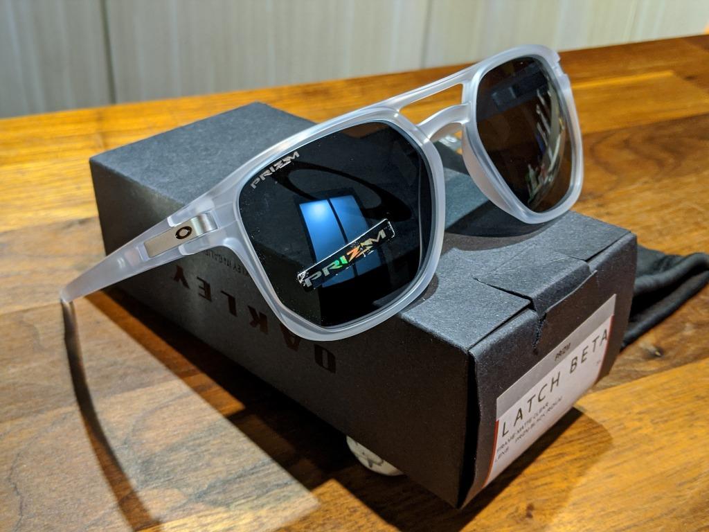 oakley latch beta lenses