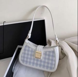 （分類：）位於 。 由 thriftxcloudstore 提交（商品編號 1026330753，圖片 1）。簡介： 。