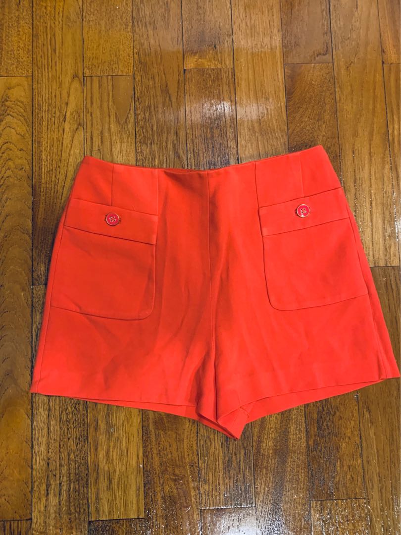 Red button shorts