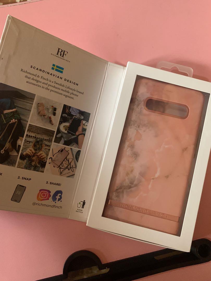 S10 plus case pink marble rosegold (Category: Cases & Sleeves) located in Manila. Submitted by aneajmik (Listing ID 1026346489, Image 2). Description: Guaranteed Original. Very nice in actual. Used 3x only and na was stocked in cabinet. The silicone one is kinda yellowish but the hard cover is in very good condition no dents. Rfs: phone upgrade Mop: Bpi Bdo Gcash.
