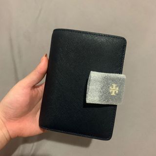 由 five3312 (刊登 ID 1026308373，圖片 1) 提交，位於 的 (類別：)，說明：。