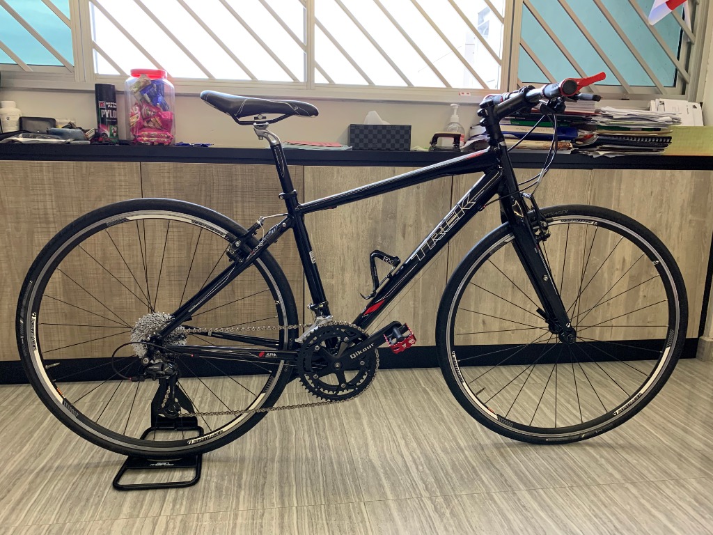 Trek FX 7.5 Hybrid Sports Equipment Bicycles Parts Bicycles