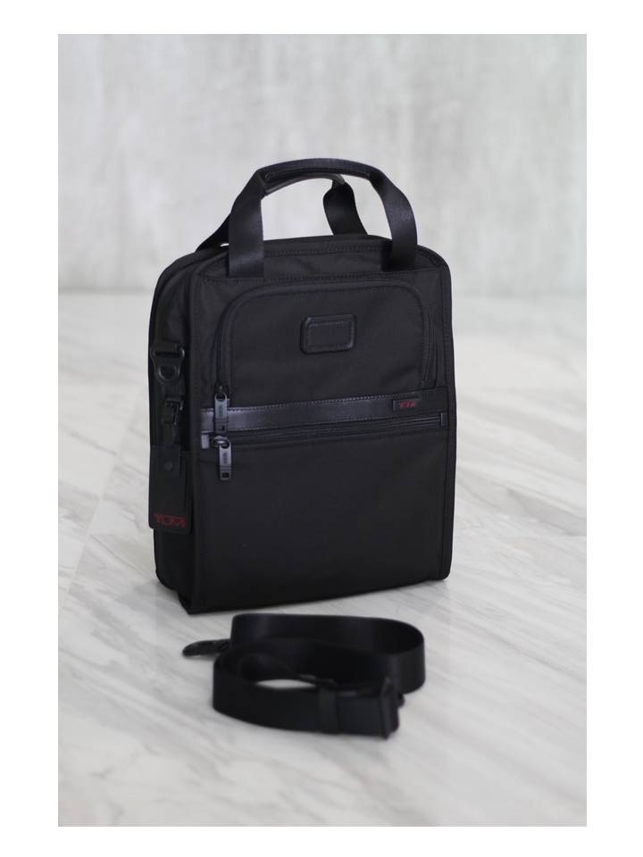 Alpha 2 medium travel tote store