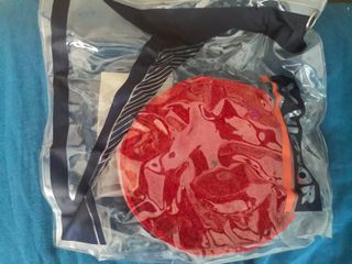 （分類：）位於 。 由 lamkw 提交（商品編號 1026335544，圖片 1）。簡介： 。