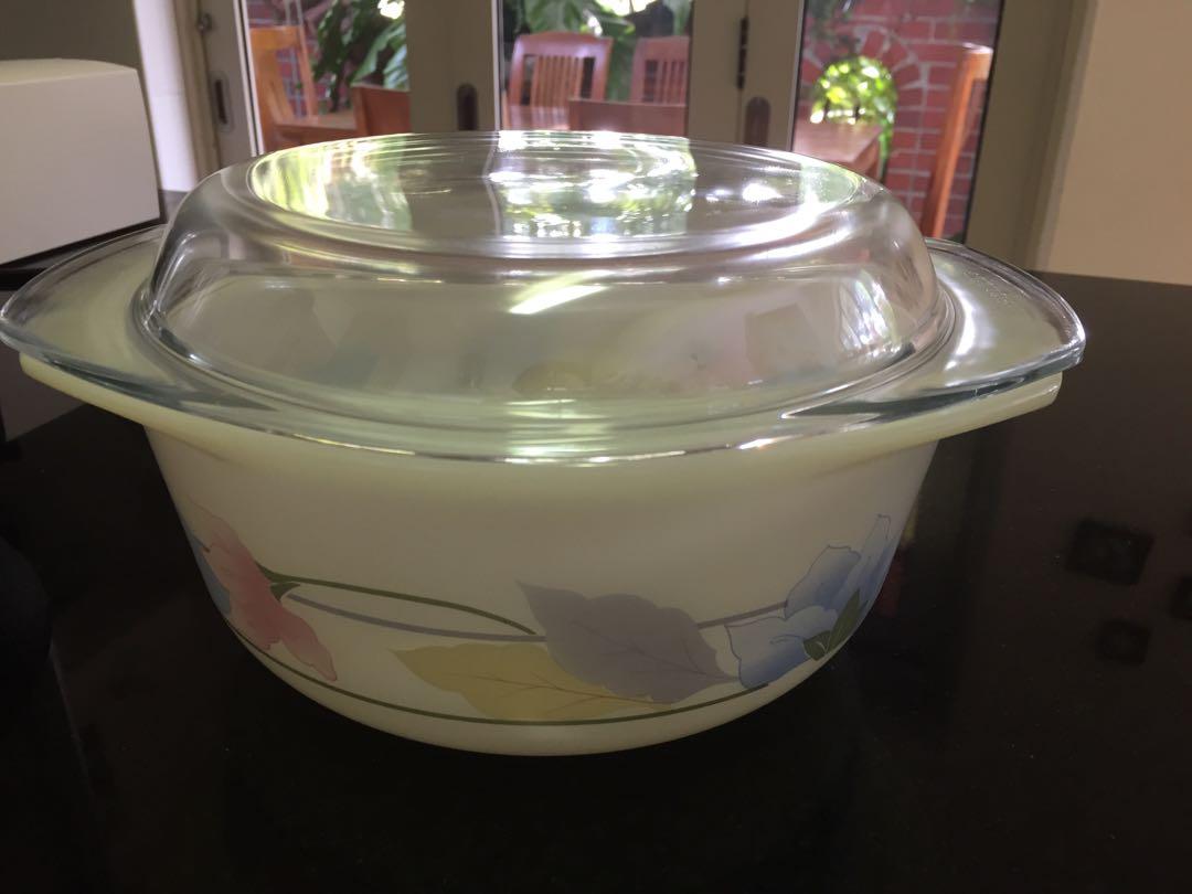 Vintage Arcuisine Lidded Casserole, Furniture & Home Living ...