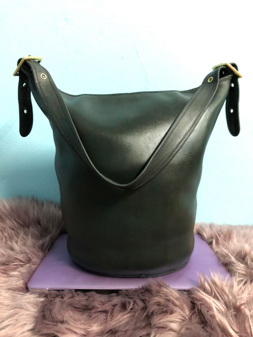 Vintage Coach Duffle Sac XL in Forest Green, Luxury, Bags & Wallets on