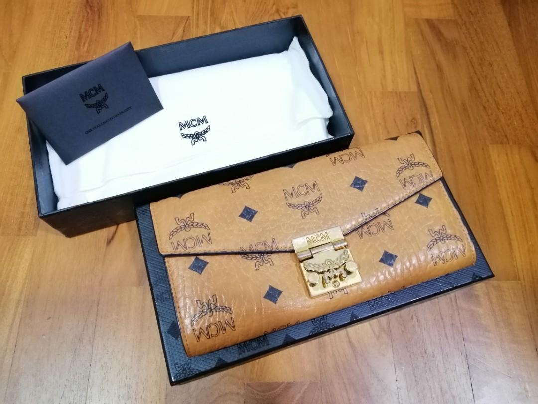 mcm wallet with chain