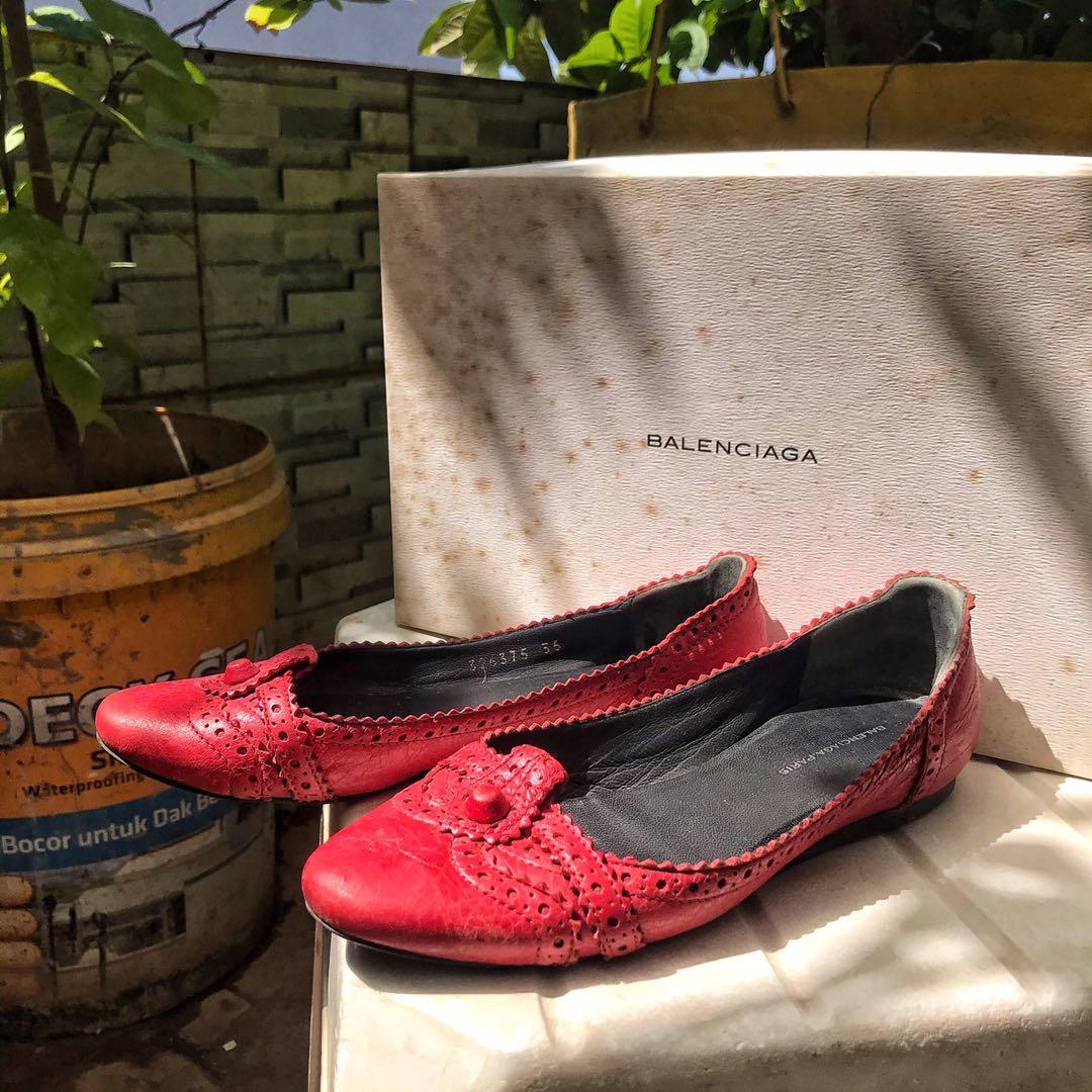 Balenciaga clearance arena flats