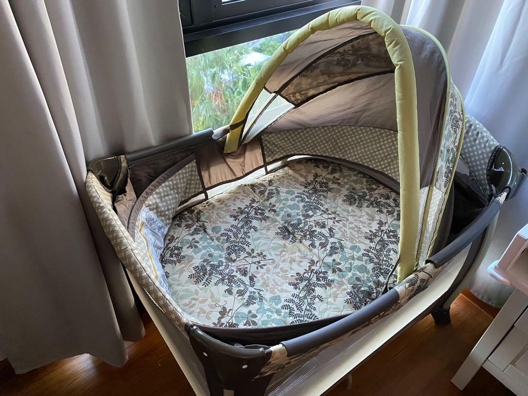 Big travel cot outlet