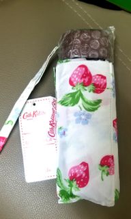 （分類：）位於 。 由 jsouda 提交（商品編號 1026589060，圖片 1）。簡介： 。