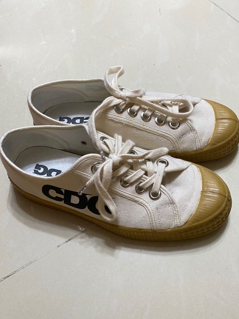 cdg novesta shoes