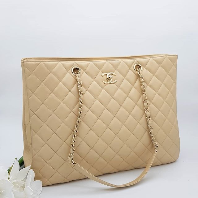 Chanel Timeless Classic Tote, Luxury, Bags & Wallets on Carousell