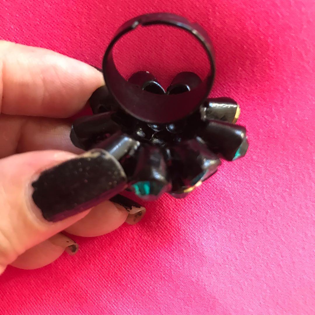Chunky crystal ring discount