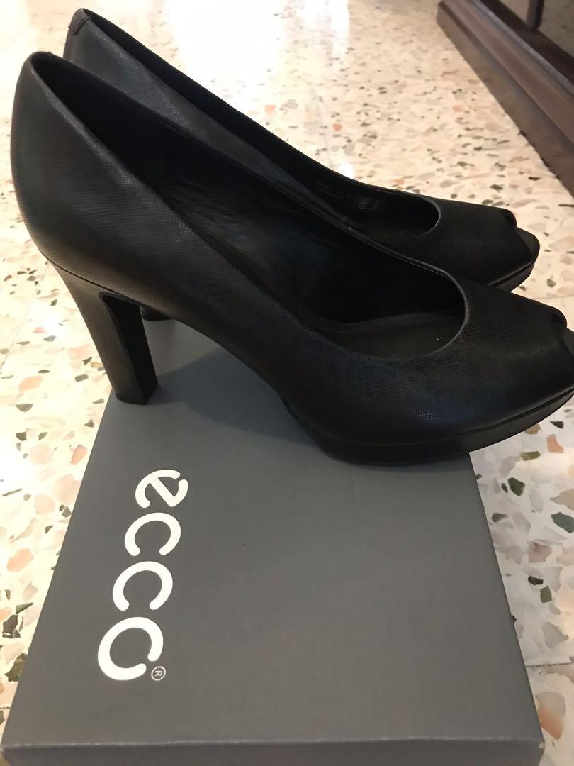 Ecco High Heel Court Shoes