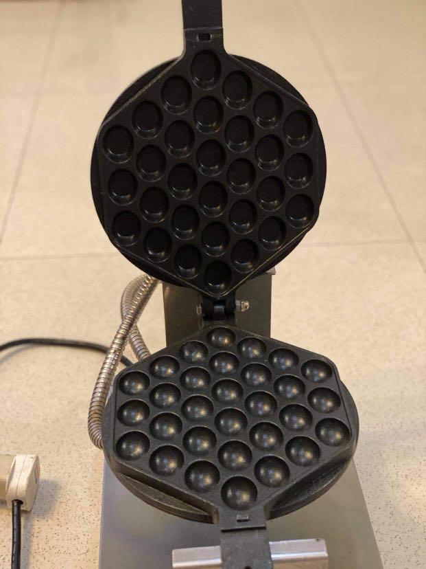 Egg waffle maker (Category: Ice-cream Makers) located in Antipolo. Submitted by superstardjs (Listing ID 1026598039, Image 2). Description: Ideal for business.