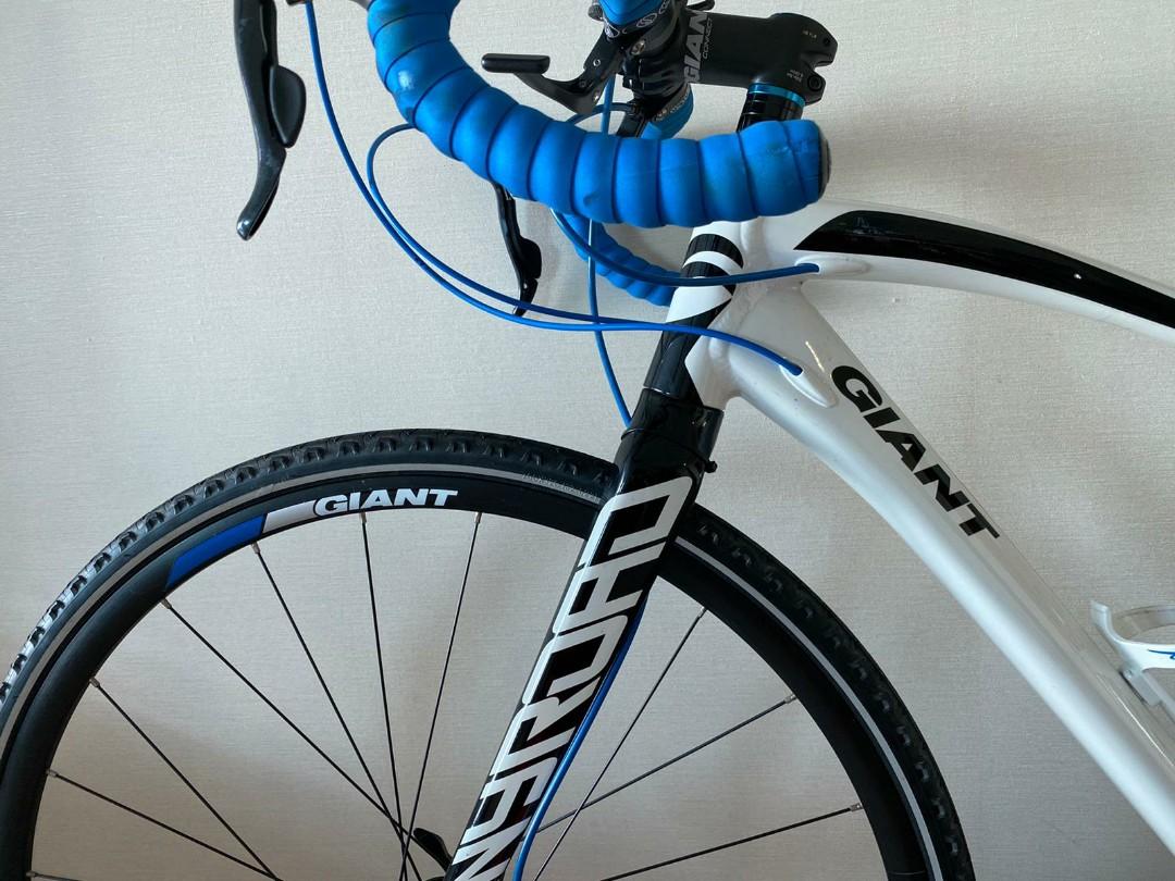 Giant AnyRoad 2 - 2015 - Size XS, Sports Equipment, Bicycles \u0026 Parts,  Bicycles on Carousell