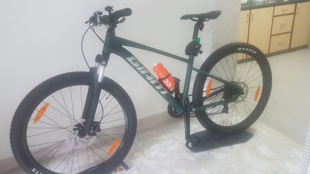 Giant TALON 3 Trekking green Sports Equipment Bicycles Parts
