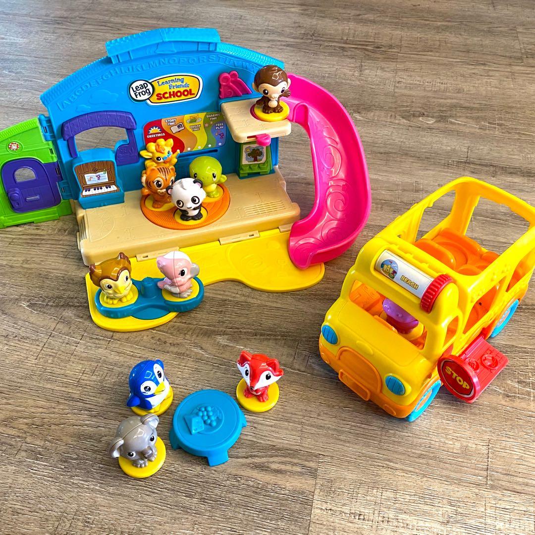 Leapfrog play and cheap discover school set