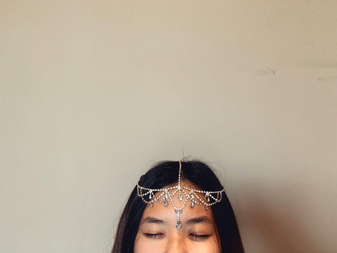 Lovisa sales head chain