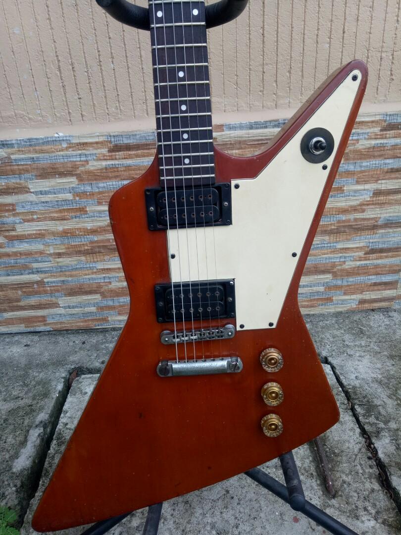 Maya 70s Explorer Guitar made in Japan