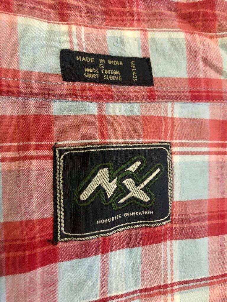 Men’s Plaid Button Down Polo (Category: Tshirts & Polo Shirts ) located in Quezon City. Submitted by igraine_21 (Listing ID 1026678646, Image 3). Description: •PLEASE MANAGE YOUR EXPECTATIONS as these are PRELOVED items with signs of usage; some have very minimal flaws and discolorations. EUC No flaws Size: S Width(chest): 22.5” Length: 27” **Photo may slightly vary from the actual item due to difference in cam lighting/settings. RFS: Declutterin