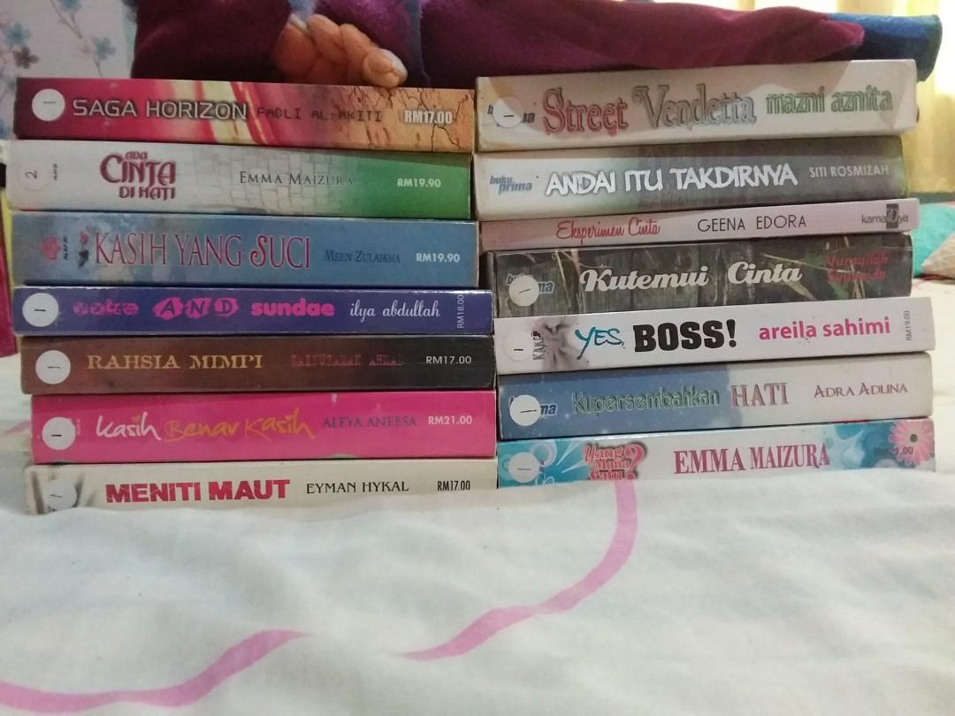 Dia Pilih Aku Koleksi Cerpen Amp Novel Online Novels Books Book Worms