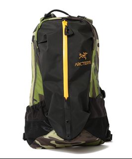 （分類：）位於 。 由 at_mind_store 提交（商品編號 1026574796，圖片 1）。簡介： 。