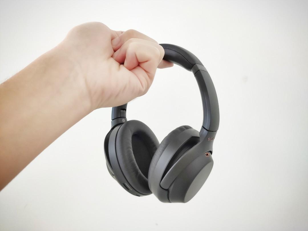 Sony WH 1000XM3 without Google assistant Black