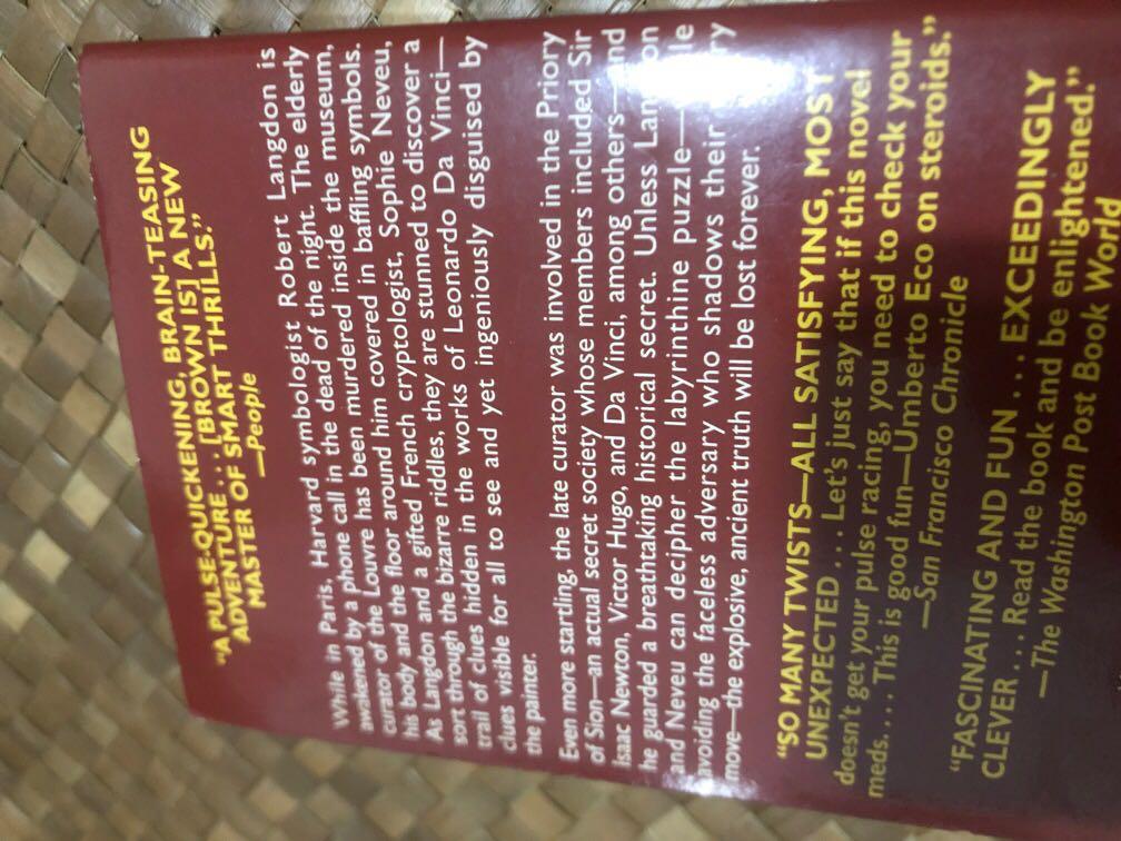 The Da Vinci Code by Dan Brown (Category: Storybooks) located in Pasig City. Submitted by krismarking (Listing ID 1026637433, Image 2). Description: Has dust stains and pages are pretty old. See photos for reference Negotiable. Just trying to declutter..