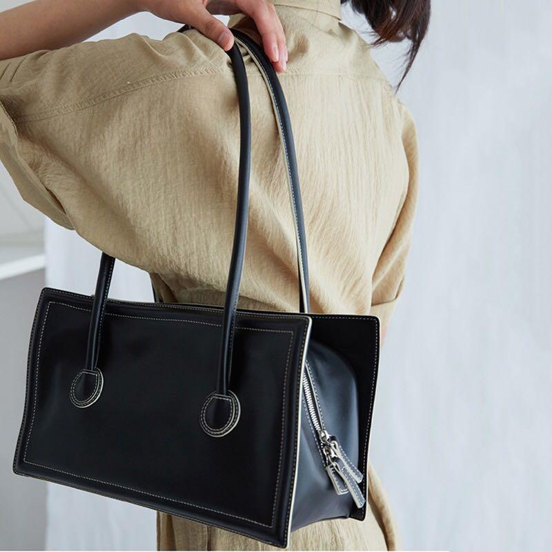 Rectangular shoulder top bag
