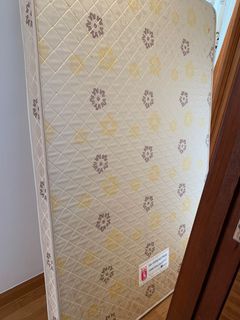 （分類：）位於 。 由 chiasablythe 提交（商品編號 1026835873，圖片 1）。簡介： 。