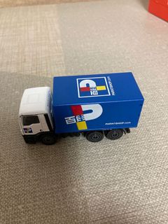 （分類：）位於 。 由 tcmak 提交（商品編號 1026824121，圖片 1）。簡介： 。