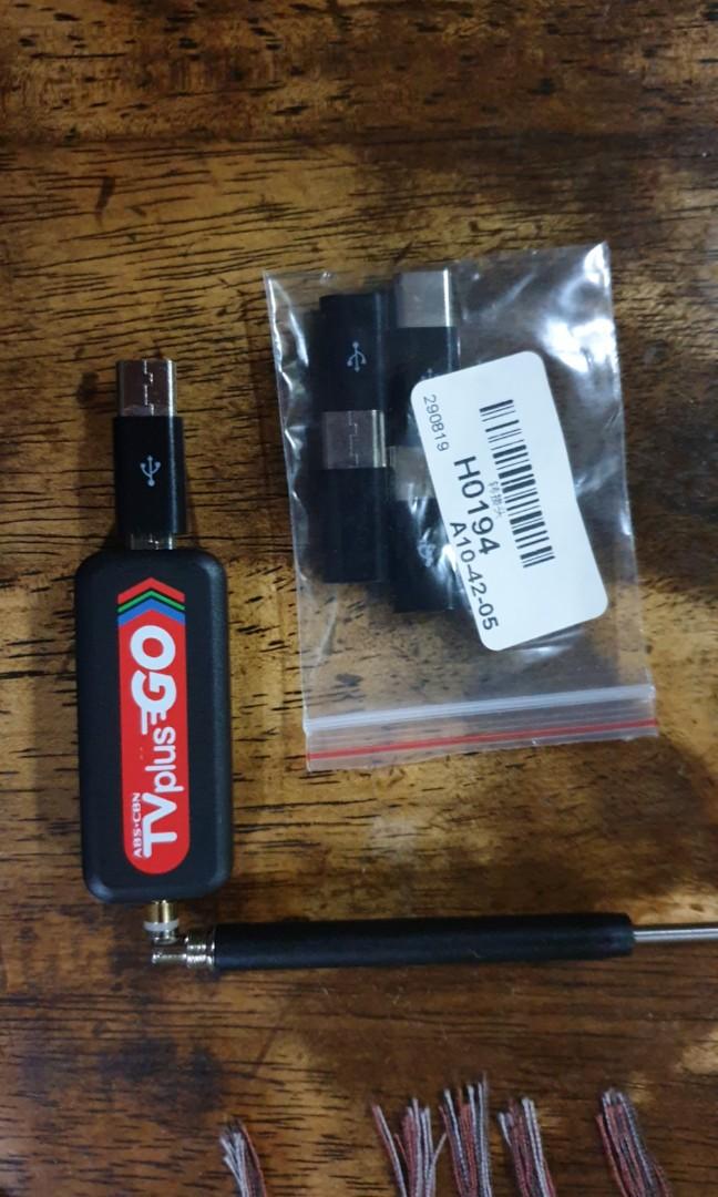 Adaptor micro usb to type c (Category: Chargers & Cables) located in Mandaluyong City. Submitted by jc.regala (Listing ID 1026802650, Image 3). Description: Micro usb to type c data adaptor. High speed data transfer.