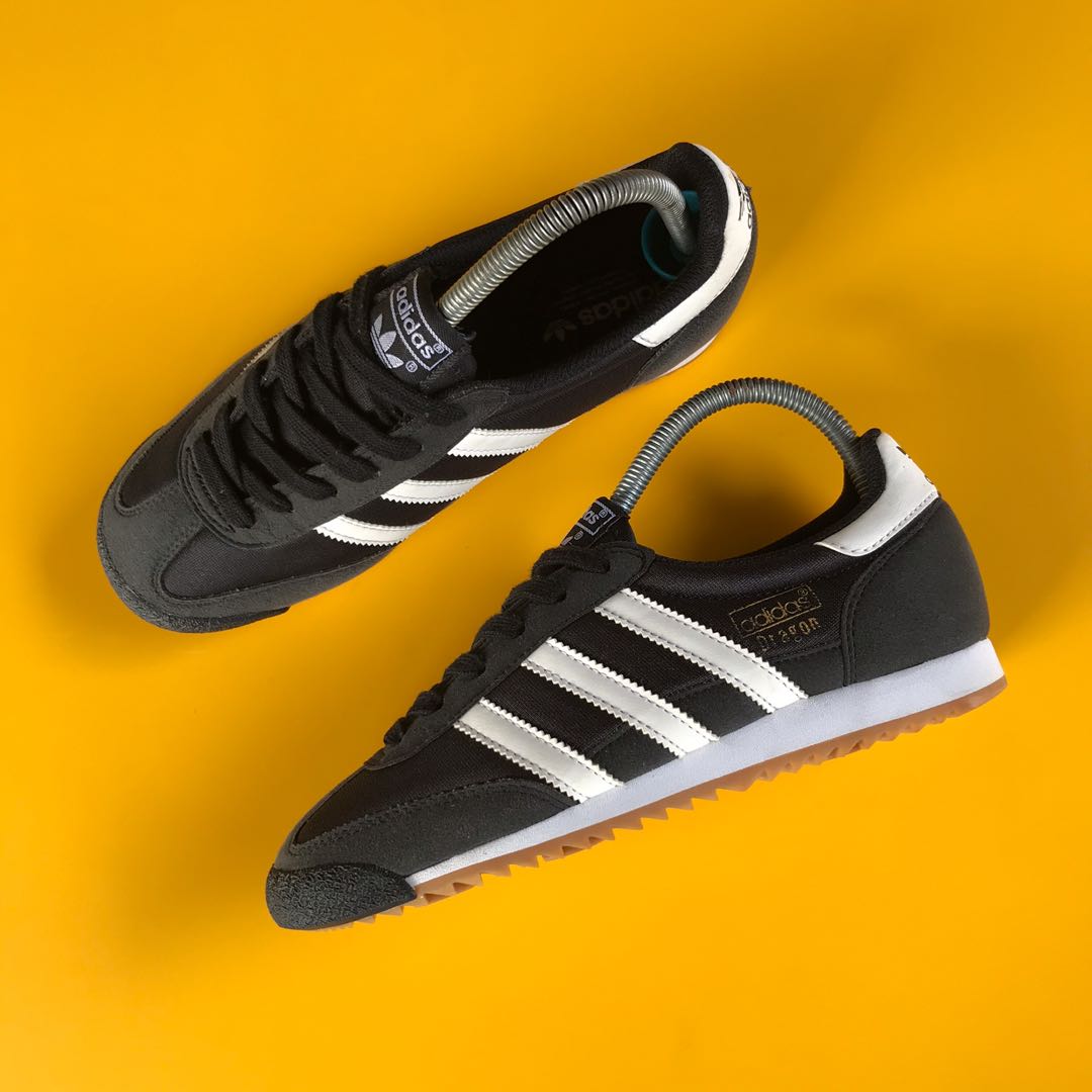 kasut adidas dragon
