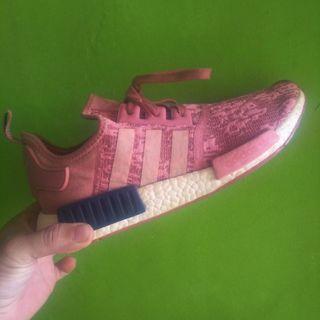 Adidas NMD R1 "Salmon Glitch" Original size 42