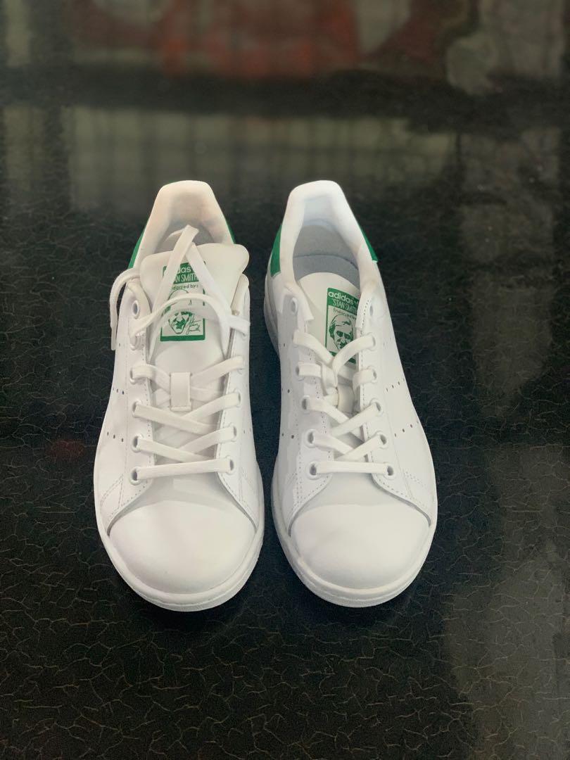 stan smith size 4