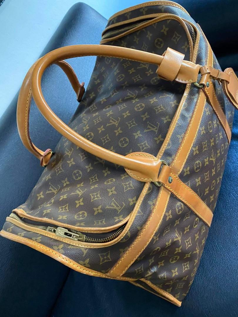 Auth Lv luggage vintage (Category: Luxury Bags & Wallets) located in Davao. Submitted by gingerdust (Listing ID 1026879173, Image 3). Description: excellent condition.
