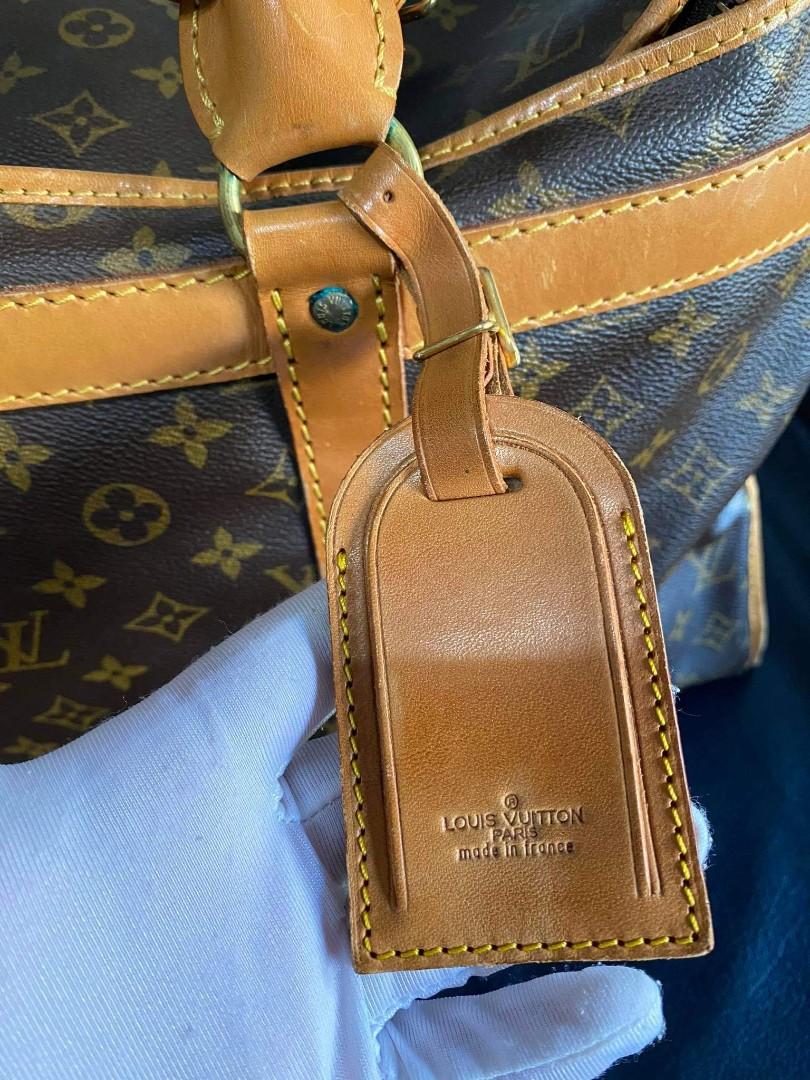 Auth Lv luggage vintage (Category: Luxury Bags & Wallets) located in Davao. Submitted by gingerdust (Listing ID 1026879173, Image 2). Description: excellent condition.