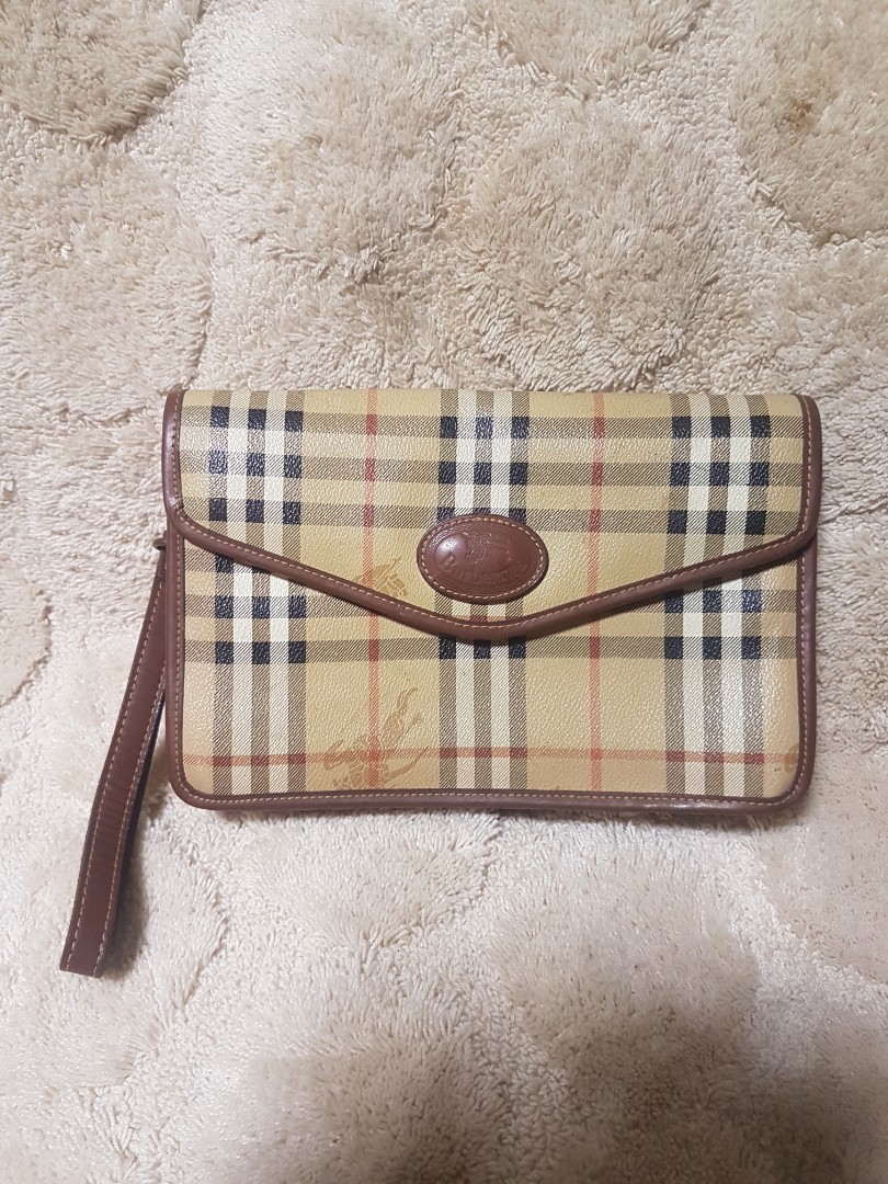 burberry clutch bag