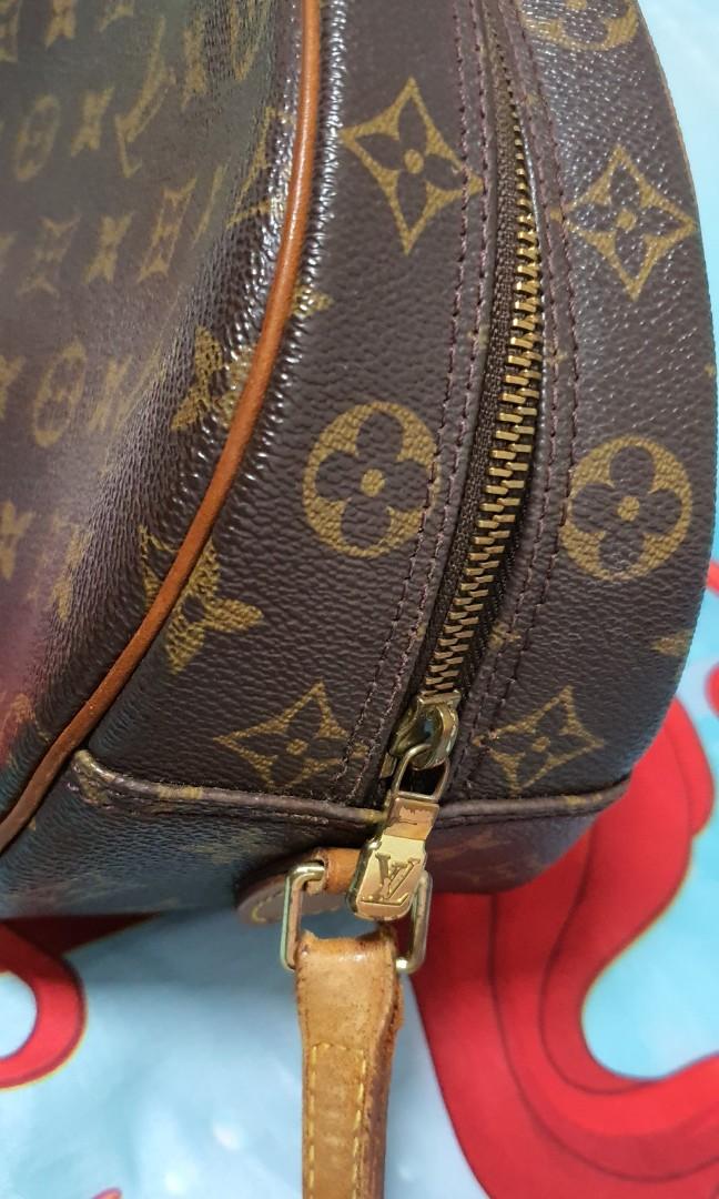 De'lux Bagz - LV blois crossbody bag, preloved in good condition, comes  with dust bag, price RM 2200 nett #deluxpreloved#deluxlv