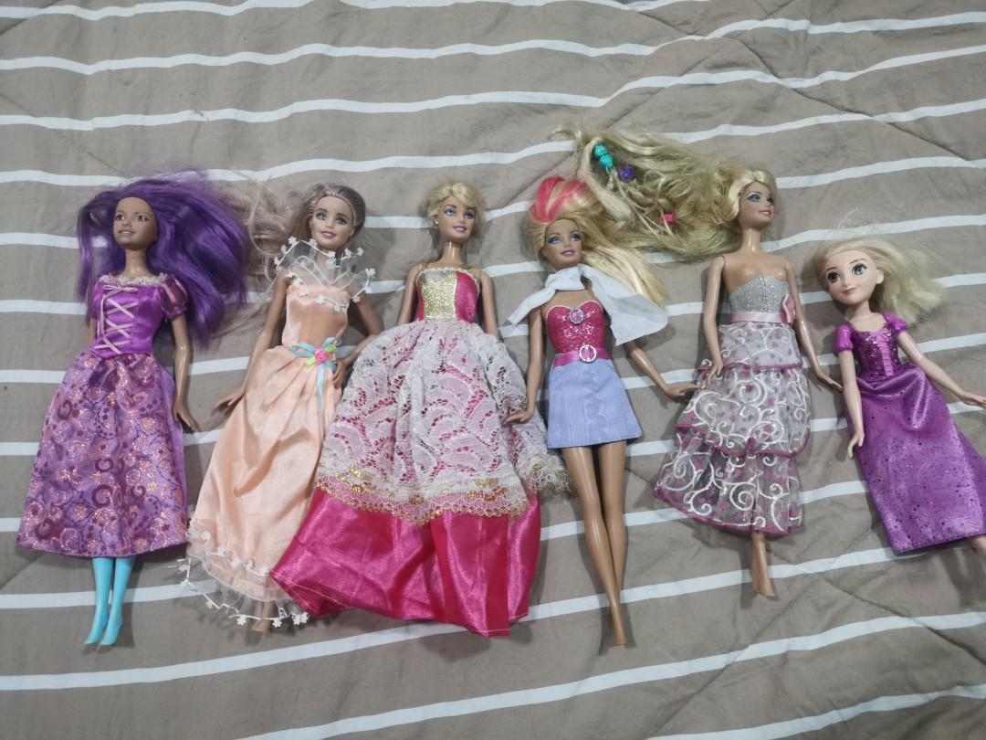 Clearance barbie on sale dolls