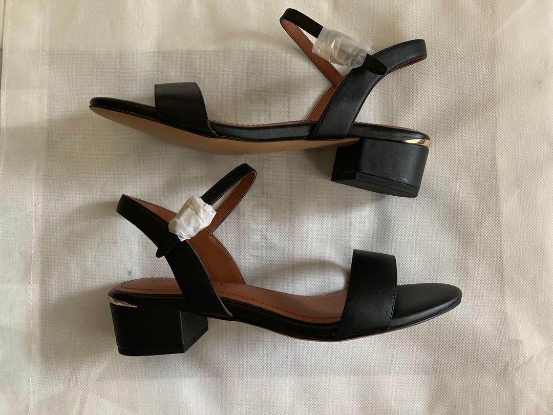 Ida sandal 2025 coach