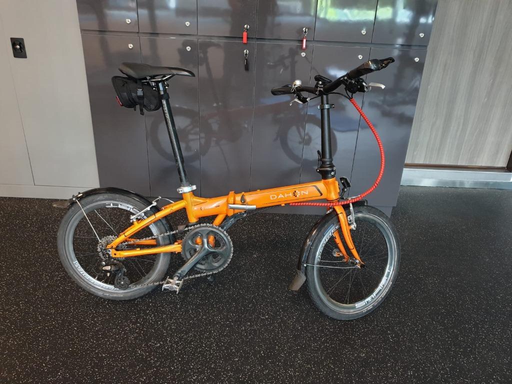 dahon vitesse d8 folding bike