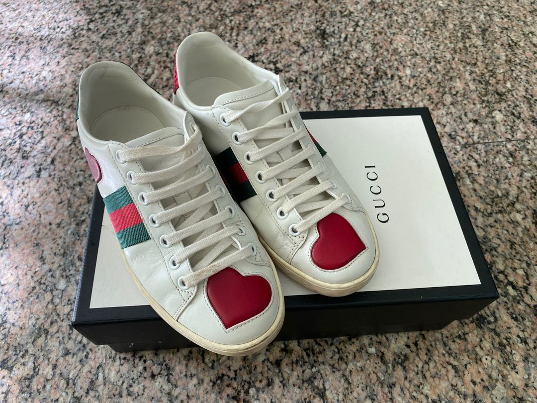 Gucci store shoelace $65