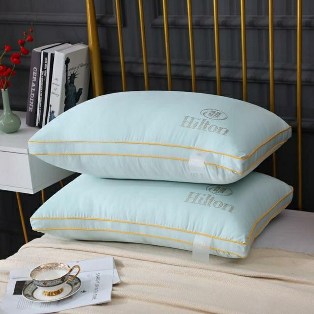 Hilton shop pillow reviews