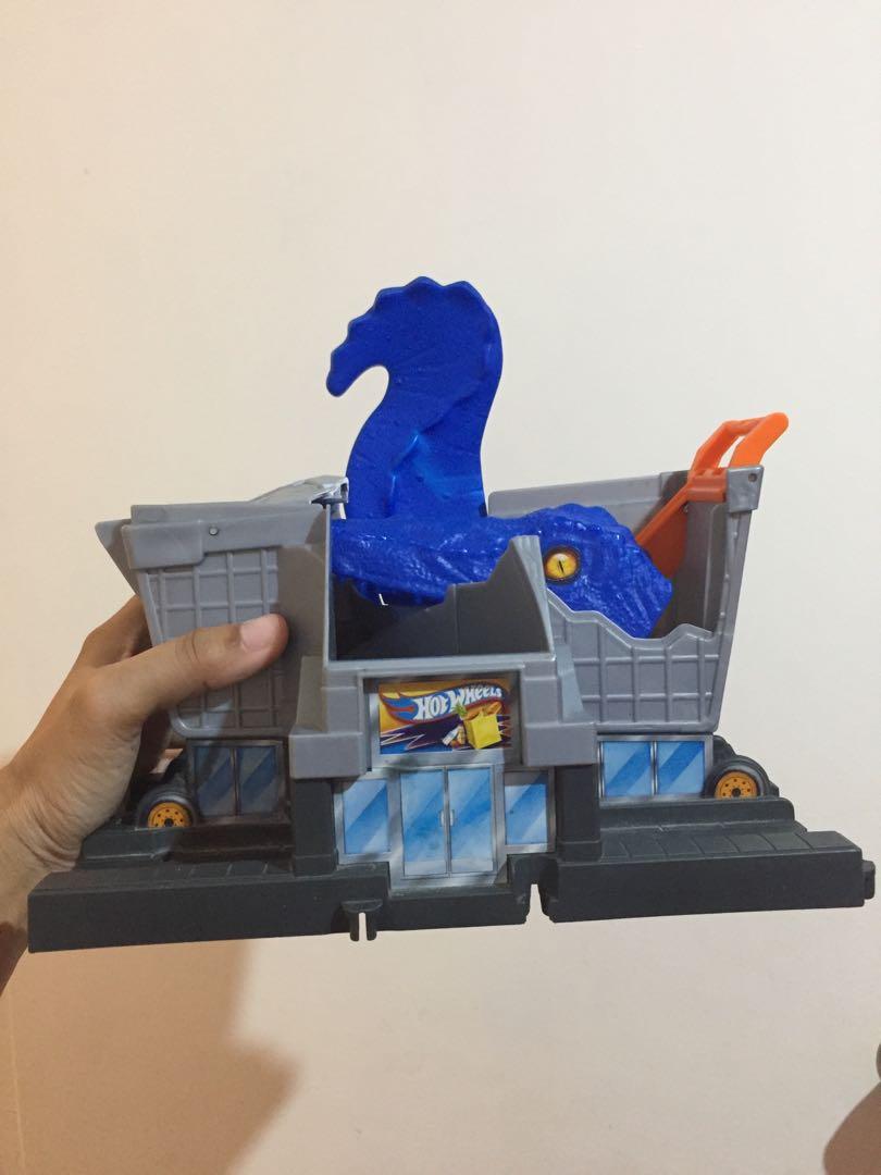 t rex grocery attack hot wheels