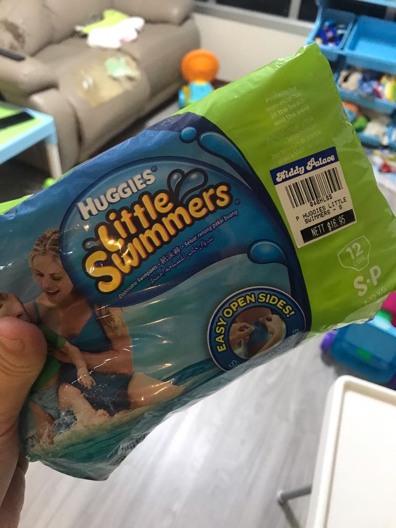 Huggies Swim Diaper Size S expire 30/04/2021, Babies & Kids, Bathing