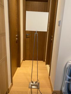 （分類：）位於 。 由 tratrayyy 提交（商品編號 1026752804，圖片 1）。簡介： 。