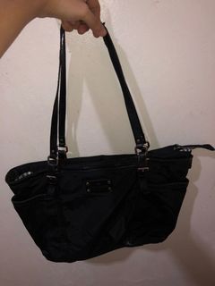 (Category: ) located in . Submitted by classyluxeph (Listing ID 1026850547, Image 1). Description: .